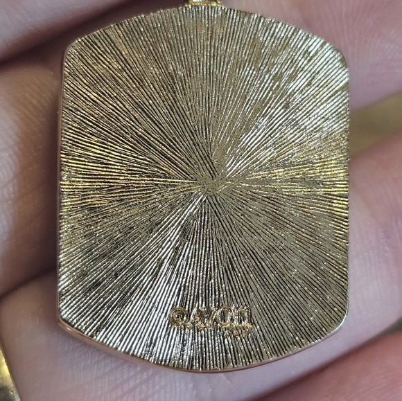 Vintage Avon June Rose Necklace Pendant Gold Tone Chain 1980 Heritage Collection - Picture 5 of 7